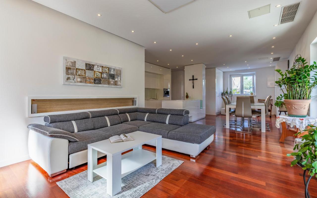 Viola Medulin Apartment Rovinj Exterior photo